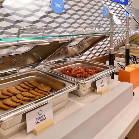 Holiday Inn Express & Suites - Kingfisher, An Ihg Hotel Extérieur photo